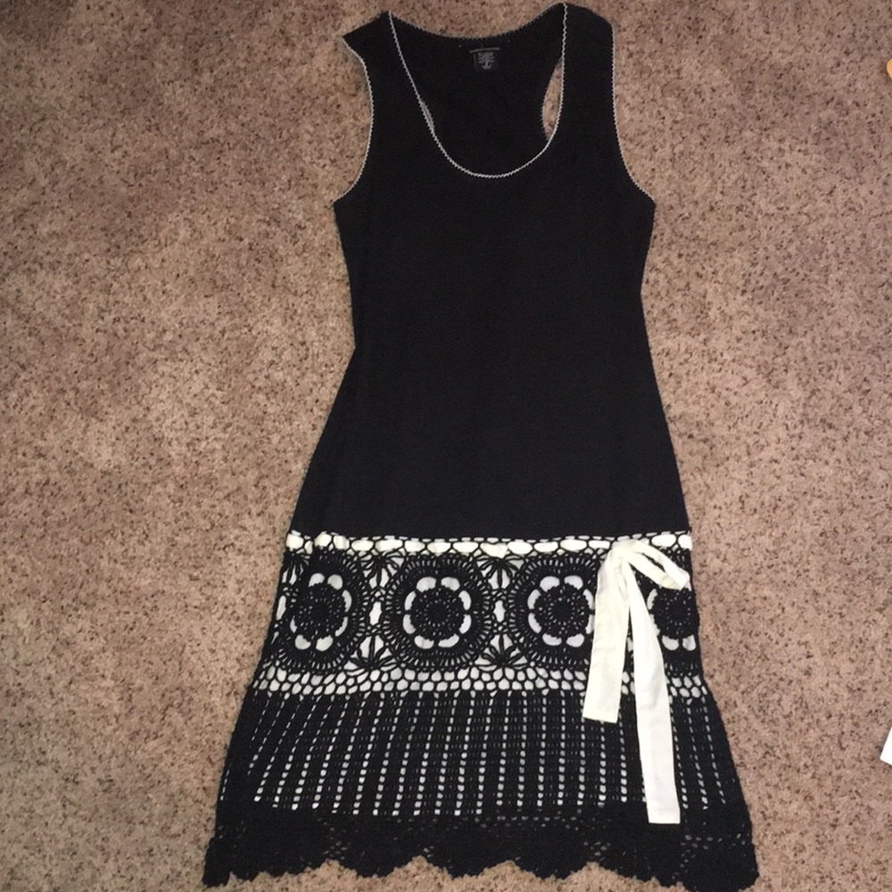 🌻 Vintage 2000 Victoria’s Secret Moda International crocheted dress! 🌻